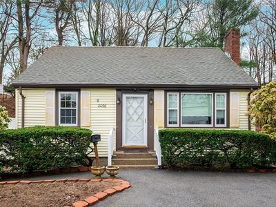 2096 Washington St, Newton, MA, 02462