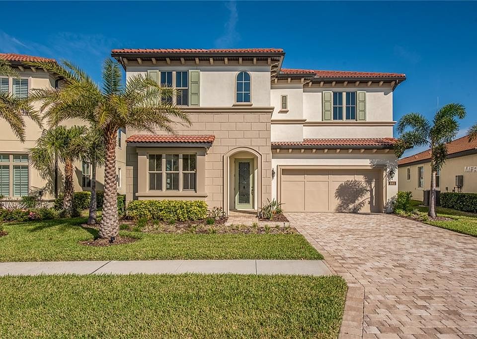 1st image of 10811 Royal Cypress Way