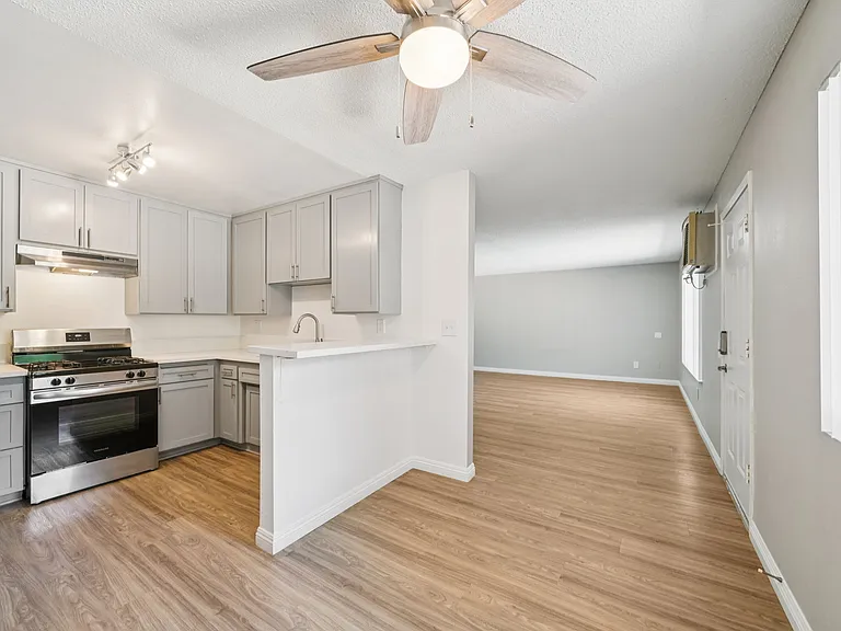 Dwell Apartment Homes — Photo 38