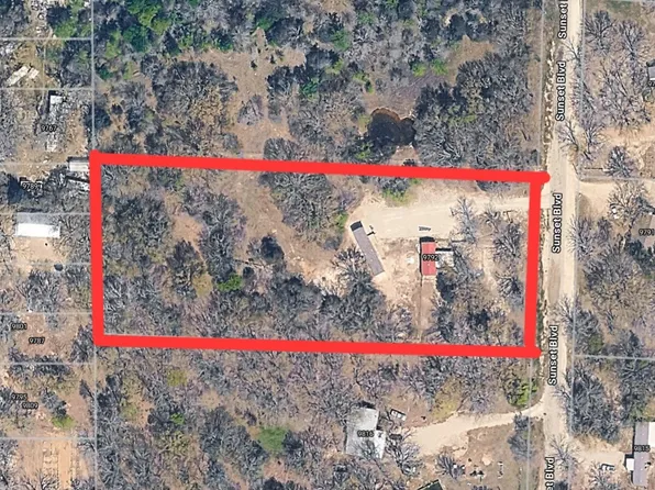 9792 Sunset Blvd, Quinlan, TX 75474