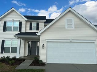 312 Dropseed Dr, Wentzville, MO 63385
