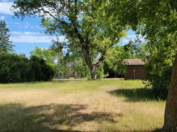 1722 5th St NE, Bemidji, MN 56601