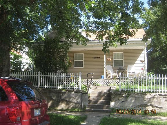 2nd image of 1703 Howard St