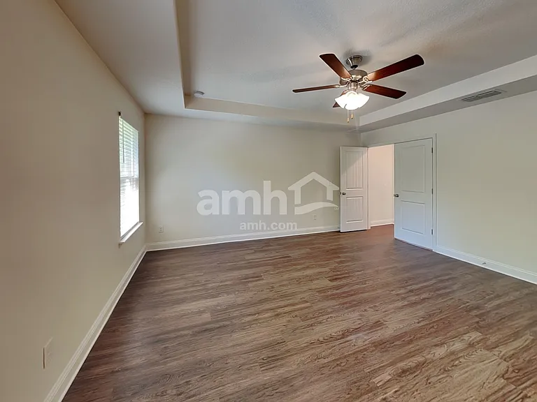 3150 Creek Village Ln — Photo 12