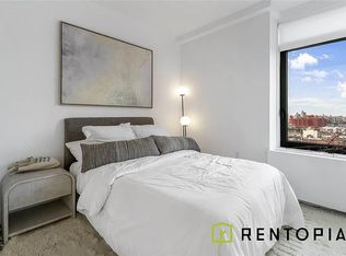 224 E 135th St #302S, Bronx, NY 10451