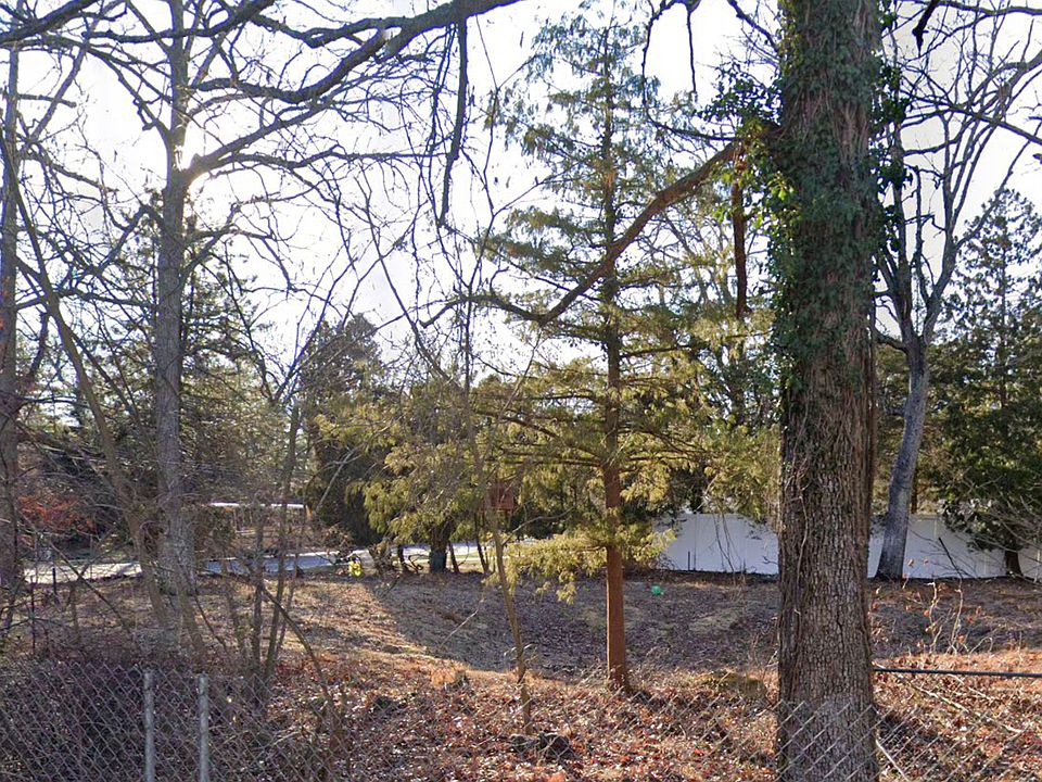 1st image of 601 14th St