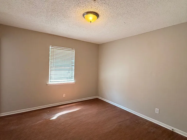 116 David Cir — Photo 8