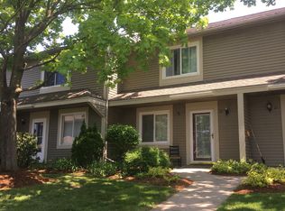 12 Overlook Dr #12, South Burlington, VT 05403