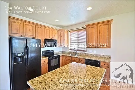 154 Walton Ct — Photo 5