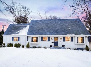 10301 Eby St, Overland Park, KS 66212