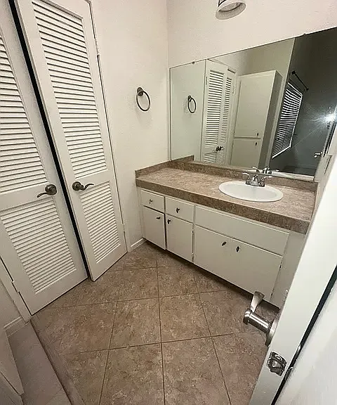 26701 Quail Crk #228 — Photo 23