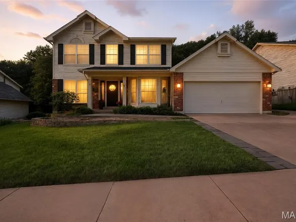 2039 Meramec Meadows Dr, Fenton, MO 63026