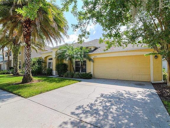 2nd image of 3301 Russett Pl