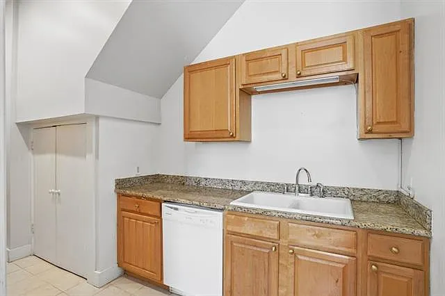 1014 Dumaine St #B — Photo 9