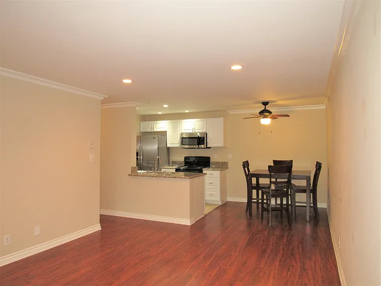8163 Redlands St #5 — Photo 4