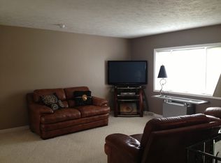 6706 S 140th Ave, Omaha, NE 68137