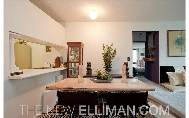 Sold by Douglas Elliman | media 18