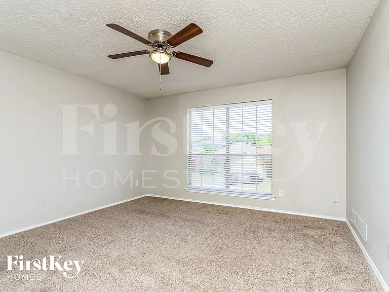 530 Alameda Ave — Photo 7