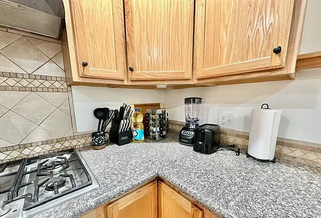 1581 Beckwith Dr — Photo 11