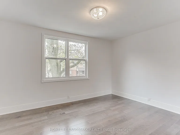 500 Balliol St — Photo 11
