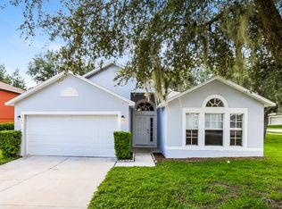 2366 Tealwood Cir, Tavares, FL 32778