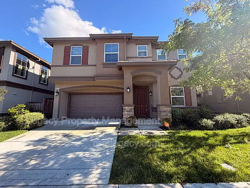 3224 La Paz Dr Photo 1