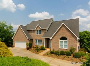 72 Sage Dr, Weaverville, NC 28787