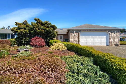 5308 Doon Way Photo 1