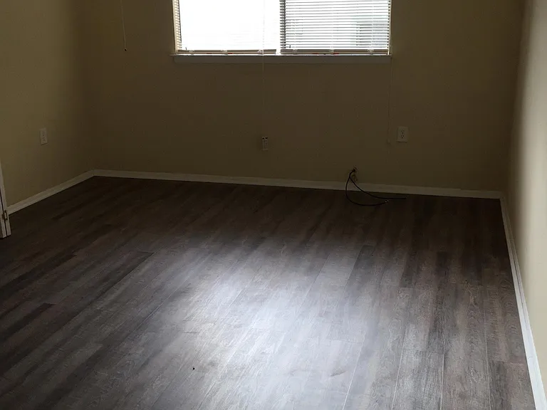 216 Gamblewood — Photo 13
