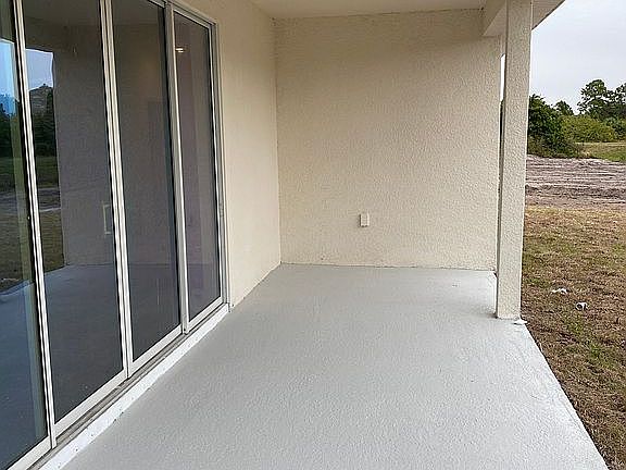 4th image of 1580 Eastman Cir