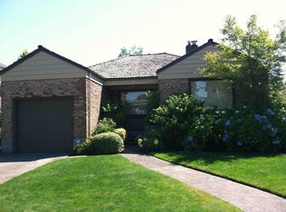 5028 46th Ave NE, Seattle, WA 98105