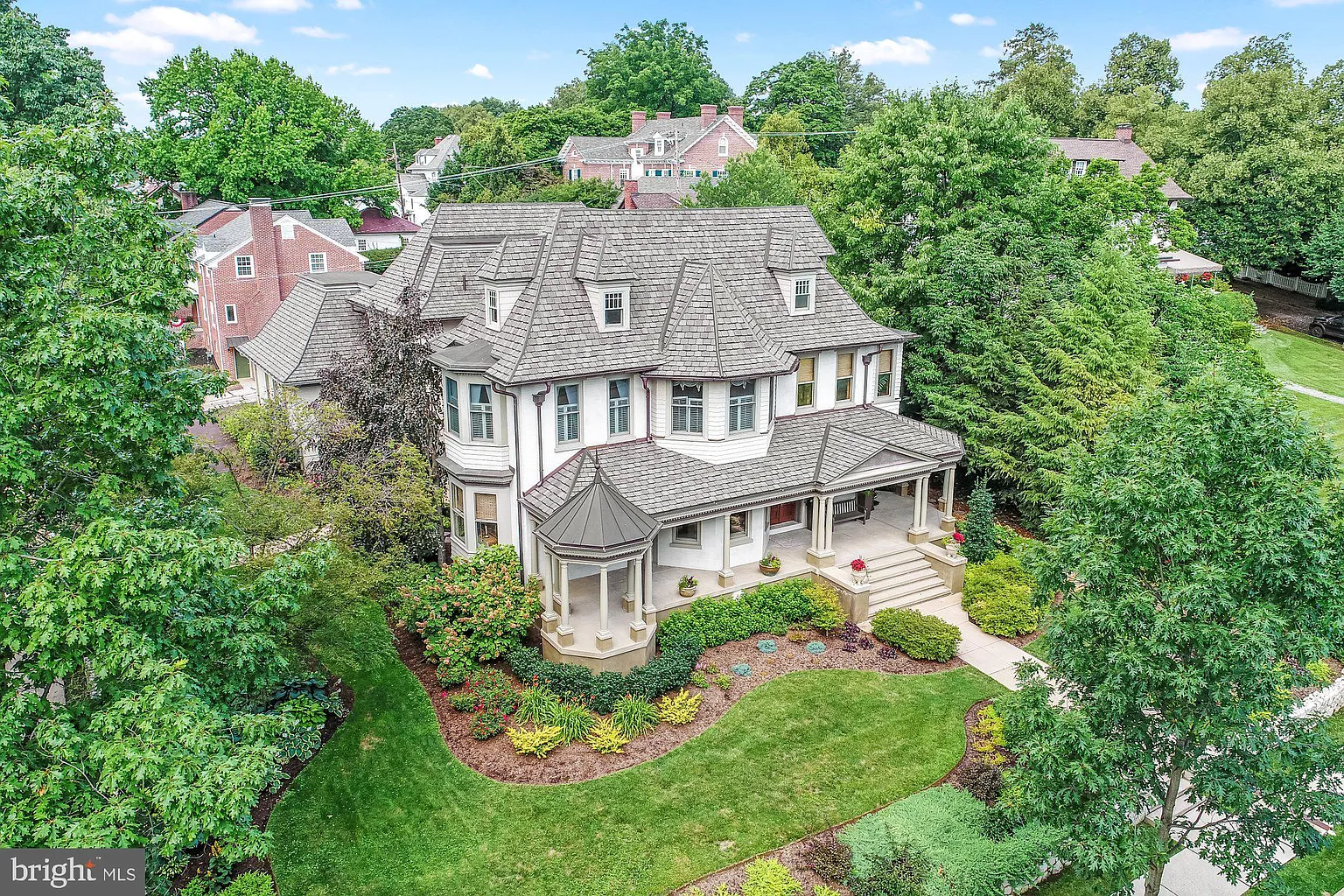 214 Wyomissing Blvd photo 1