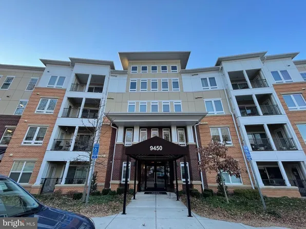 9450 Silver King Ct Unit 304, Fairfax, VA 22031