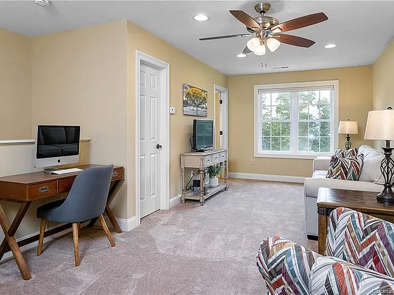 735 Bills Mountain Trl — Photo 24