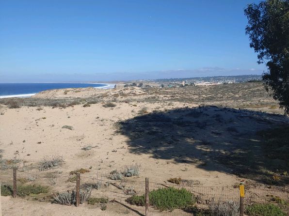 151 Surf Way #1543733