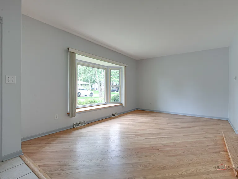 2508 Highland Dr — Photo 7