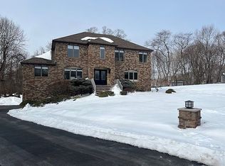 43 Lisa Ct, North Haledon, NJ 07508