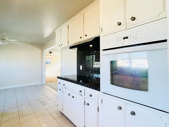 2nd image of 214 Della Dr