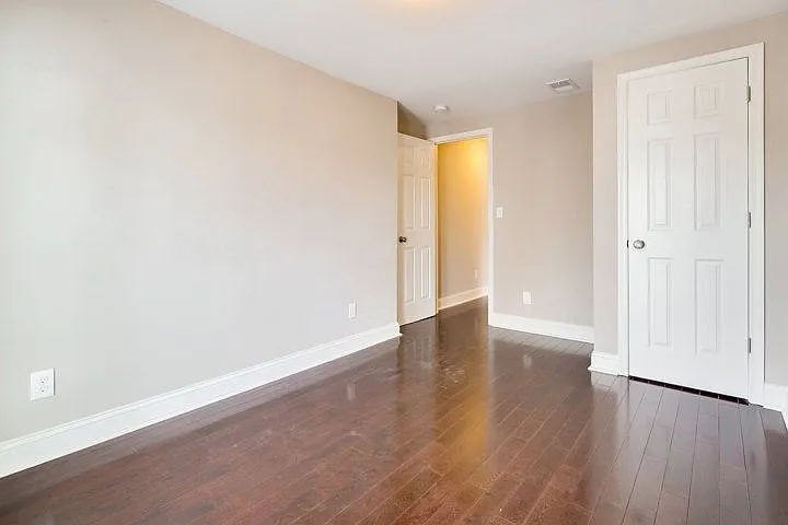 1223 S 23rd St — Photo 11