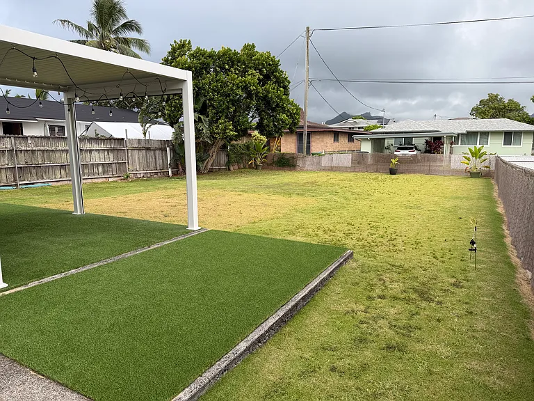 737 Maluniu Ave — Photo 3