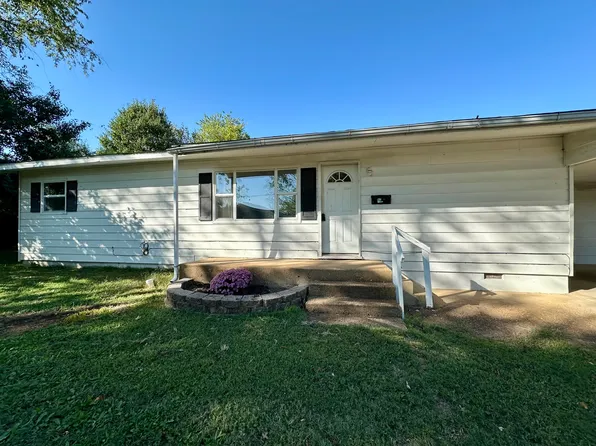 1021a N College Street, West Plains, MO 65775