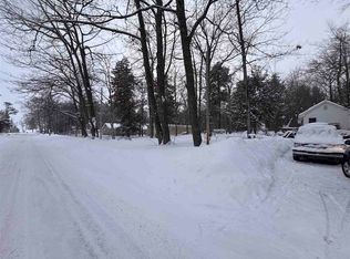 10377 Wheeling Rd, Carp Lake, MI 49718