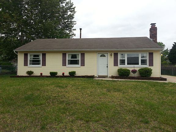 2nd image of 609 Arlene Dr