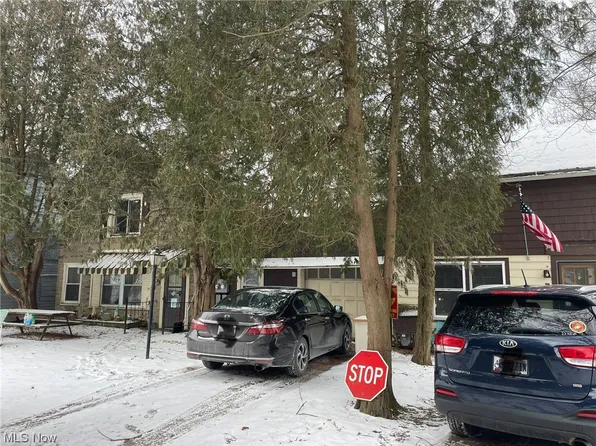 166 Hickory St, Andover, OH 44003