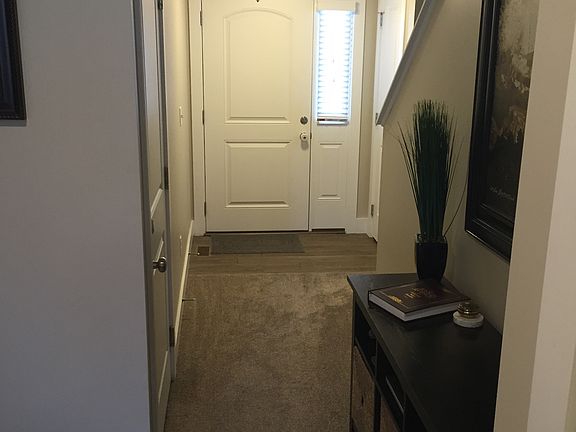 5th image of 3148 W Manor View Dr
