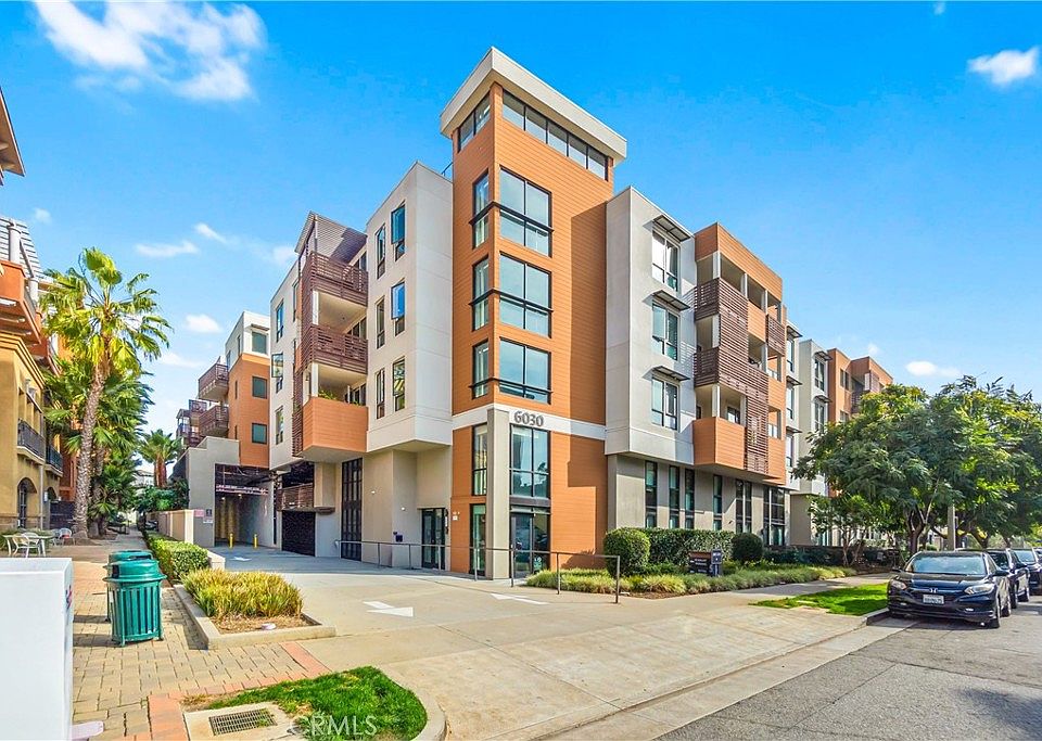 1st image of 6030 Seabluff Dr Unit 505