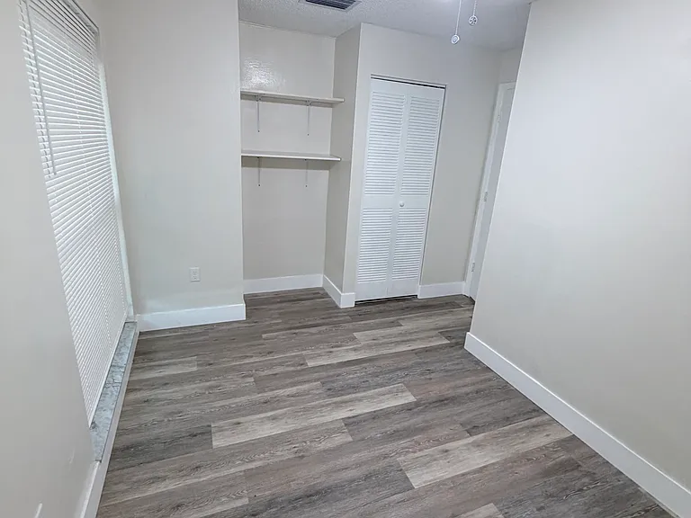 3220 Ludlow Dr — Photo 11