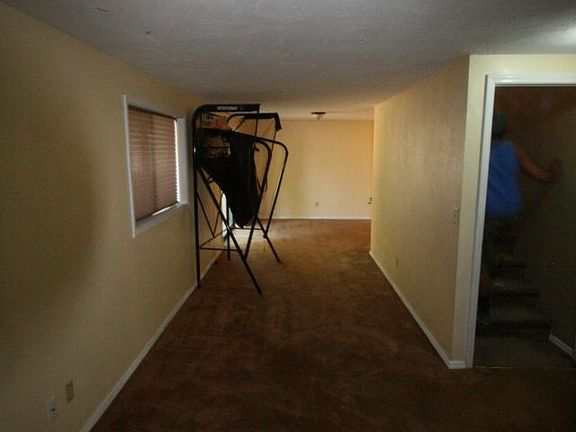 4th image of 4206 S Havana St