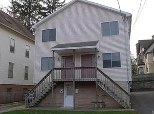 9 Pleasant St, Ansonia, CT 06401