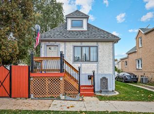 2714 N Mobile Ave, Chicago, IL 60639